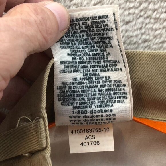 Dockers Mens D3 Pants Size 44x30 Classic Fit Khaki Chino Flat Front Casual Tan - Picture 13 of 16